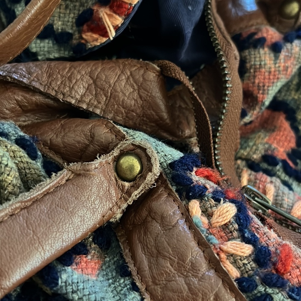 Miss Albright Floral Tapestry Bag - Blue and Red - Picture 6 of 6